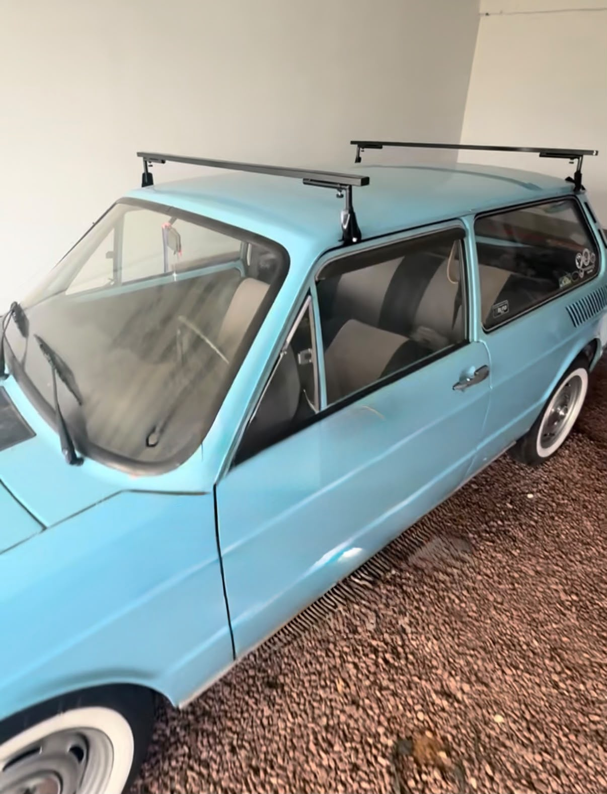 Rack para Brasília, Gol, Uno, Saveiro, Chevette, Santana, Parati - carros com calha de chuva 